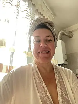 Snapshot of Kiravix chatting on 28, 5, 2026 Kiravix online show from 28, 5, 2026