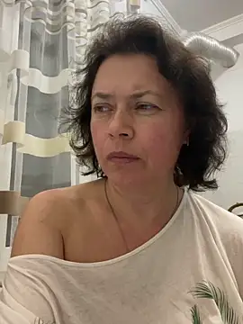 Snapshot of Kiravix chatting on 2, 6, 2026 Kiravix online show from 2, 6, 2026