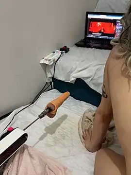 Ozge-SluttyScream69 online show from 30, 3, 2026