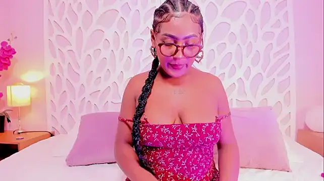 Emmadancer online show from 2, 11, 2025