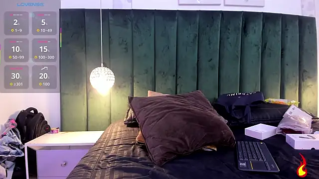 PaulinaGame online show from 8, 11, 2025