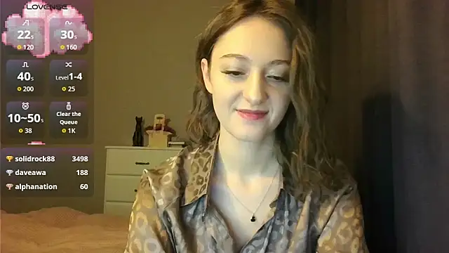 white liillyy online show from 17, 12, 2025