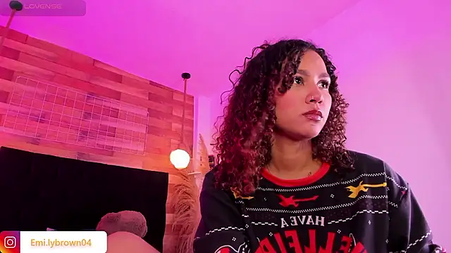 Snapshot of Emily_brown04 chatting on 8, 3, 2026 Emily brown04 online show from 8, 3, 2026