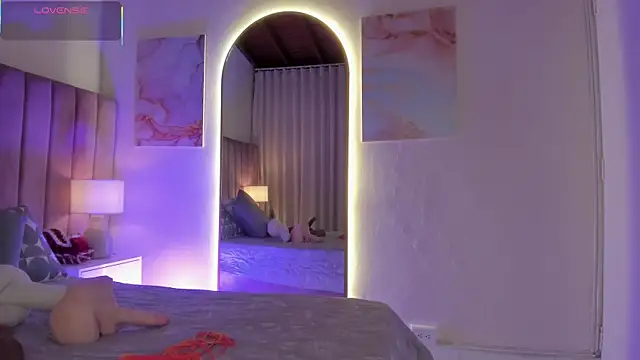 Snapshot of Mia_mtnz02 chatting on 14, 12, 2025 Mia mtnz02 online show from 14, 12, 2025