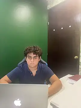 Snapshot of Thiagoforyou chatting on 18, 11, 2025 Thiagoforyou online show from 18, 11, 2025