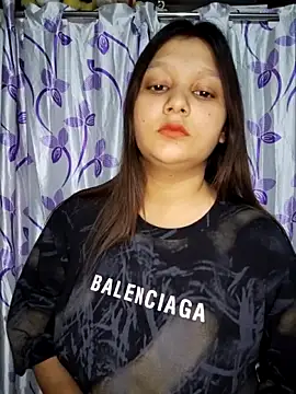 Snapshot of Anushka14321 chatting on 9, 11, 2025 Anushka14321 online show from 9, 11, 2025