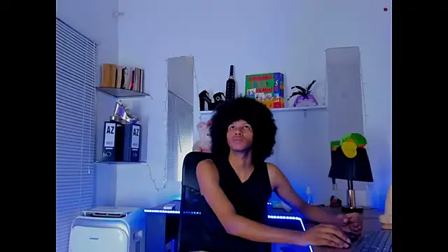 Snapshot of DEAMOL chatting on 6, 10, 2025 DEAMOL online show from 6, 10, 2025