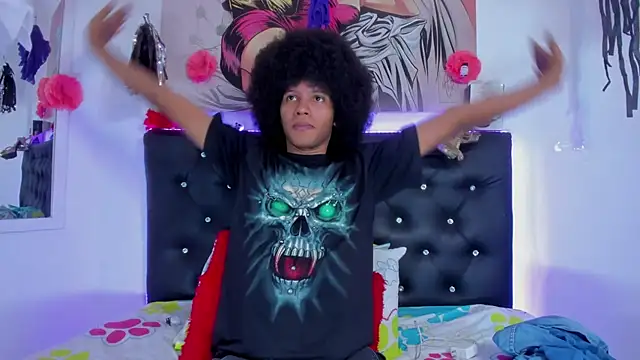 Snapshot of DEAMOL chatting on 14, 10, 2025 DEAMOL online show from 14, 10, 2025