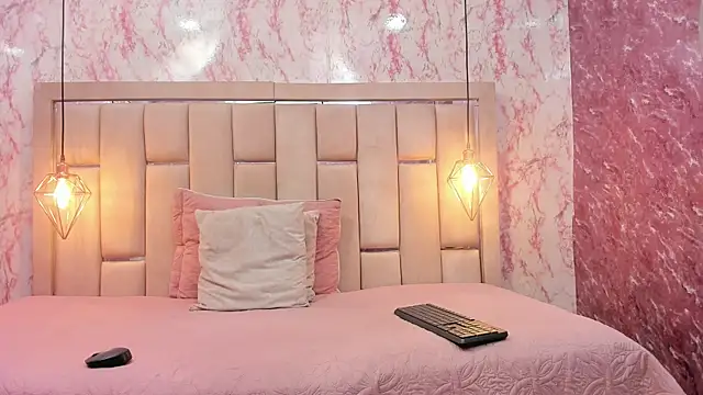 WILD FIREE  online show from 15, 12, 2025