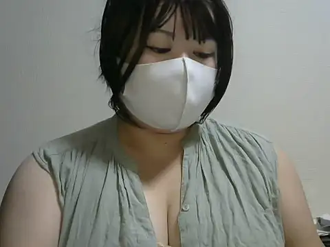 Snapshot of yuririn-594 chatting on 9, 9, 2025 yuririn-594 online show from 9, 9, 2025