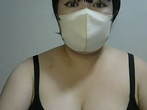 Snapshot of yuririn-594 chatting on 27, 9, 2025 yuririn-594 online show from 27, 9, 2025