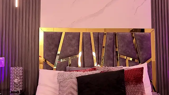 ScarletTorres online show from 8, 4, 2026