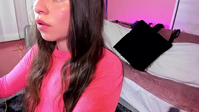 Keyla ruiz  online show from 4, 6, 2026