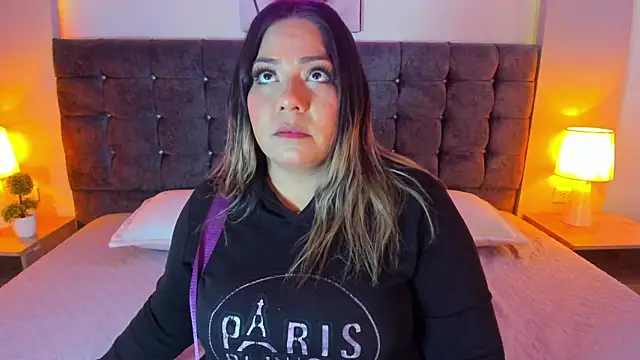 isabella horney  online show from 8, 1, 2026