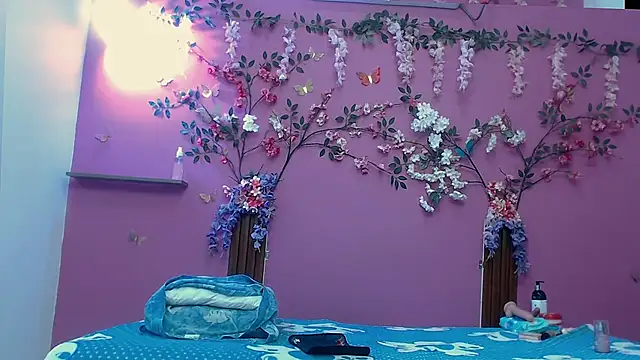 skinnybarbie022 online show from 26, 9, 2025