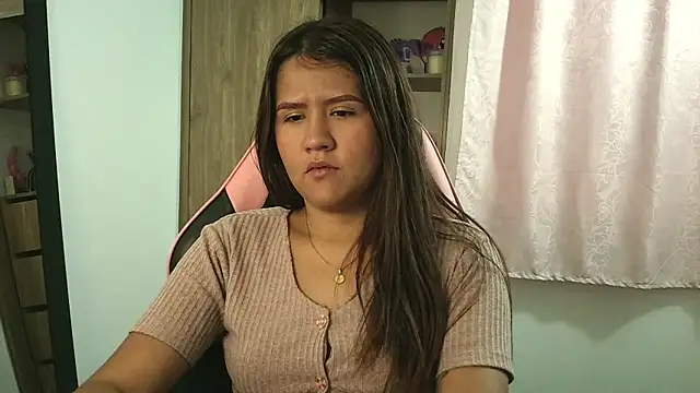 Oliviawatson1 online show from 25, 9, 2025