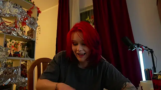 Snapshot of Sova173 chatting on 28, 11, 2025 Sova173 online show from 28, 11, 2025