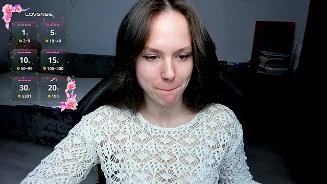 cute little ass online show from 17, 4, 2026