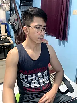 Snapshot of ieat_monsters chatting on 16, 11, 2025 ieat monsters online show from 16, 11, 2025