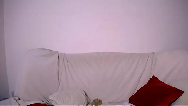 Charlotte Colinss online show from 3, 2, 2026