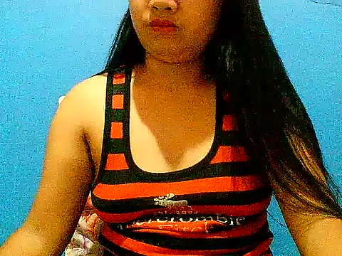 hotmom pinay online show from 4, 10, 2025