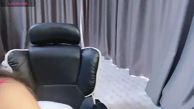 Snapshot of Cicicici-cc chatting on 13, 10, 2025 Cicicici-cc online show from 13, 10, 2025