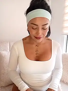 Snapshot of DiosaFortuna chatting on 13, 2, 2026 DiosaFortuna online show from 13, 2, 2026