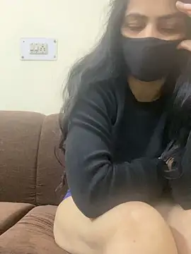 Snapshot of SashaPatel chatting on 4, 12, 2025 SashaPatel online show from 4, 12, 2025