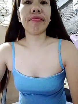 Snapshot of Deliciousgirl14 chatting on 10, 11, 2025 Deliciousgirl14 online show from 10, 11, 2025