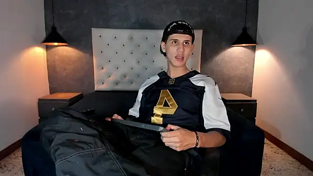  realwav online show from 18, 12, 2025