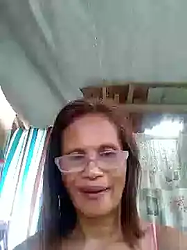 Kristen05 online show from 9, 9, 2025