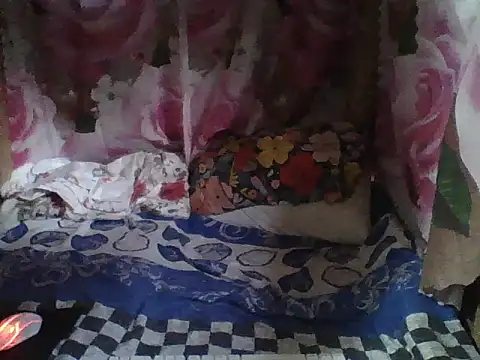 Kristen05 online show from 6, 10, 2025