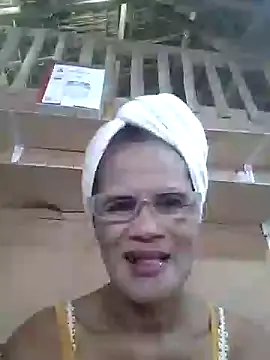 Kristen05 online show from 5, 12, 2025