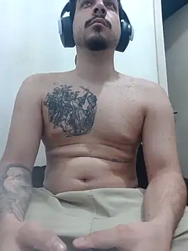 Snapshot of branquintatto chatting on 29, 10, 2025 branquintatto online show from 29, 10, 2025