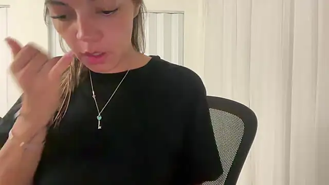 Snapshot of prettyykitty22 chatting on 4, 5, 2026 prettyykitty22 online show from 4, 5, 2026