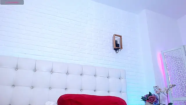 KimoraJoy online show from 14, 2, 2025