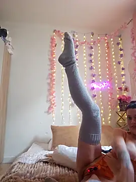 Mila Luciphya online show from 25, 2, 2026