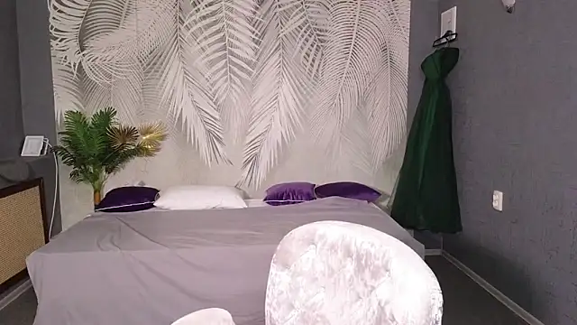 Snapshot of Eloisa_Eliot chatting on 2, 11, 2025 Eloisa Eliot online show from 2, 11, 2025