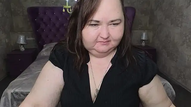 Snapshot of Eloisa_Eliot chatting on 17, 11, 2025 Eloisa Eliot online show from 17, 11, 2025