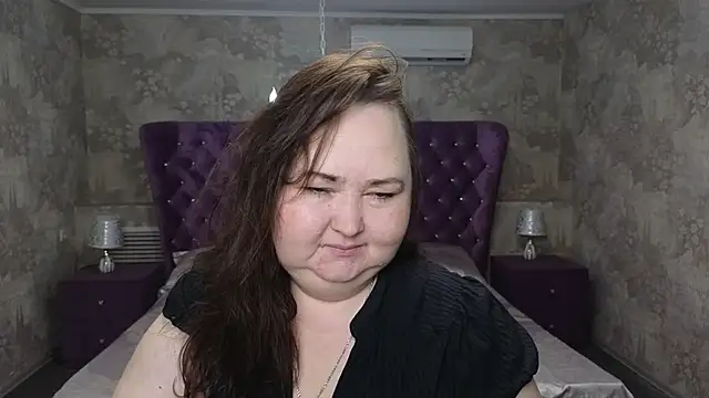 Snapshot of Eloisa_Eliot chatting on 1, 12, 2025 Eloisa Eliot online show from 1, 12, 2025