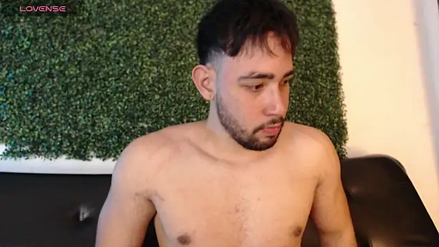 Snapshot of sam_ford_2 chatting on 20, 12, 2025 sam ford 2 online show from 20, 12, 2025