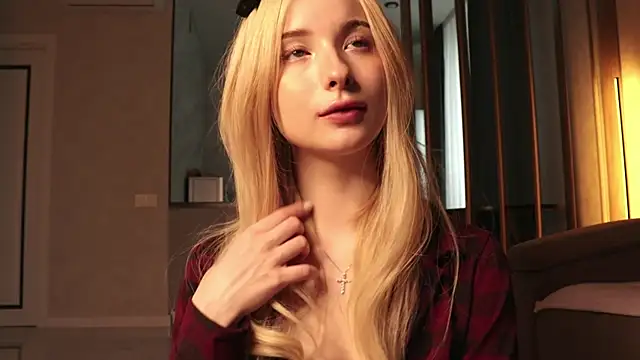 Snapshot of Nana_Wilson chatting on 9, 4, 2026 Nana Wilson online show from 9, 4, 2026