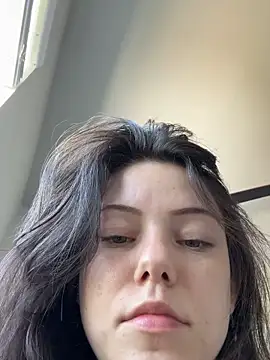 Snapshot of lilbbyily chatting on 10, 4, 2026 lilbbyily online show from 10, 4, 2026