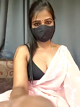 Misss-julli online show from 11, 10, 2025