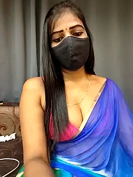 Misss-julli online show from 17, 11, 2025