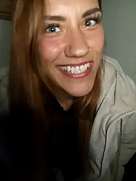 SlimBellaa online show from 16, 9, 2025