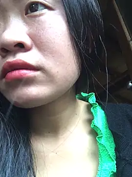 Snapshot of Ranna2 chatting on 11, 11, 2025 Ranna2 online show from 11, 11, 2025