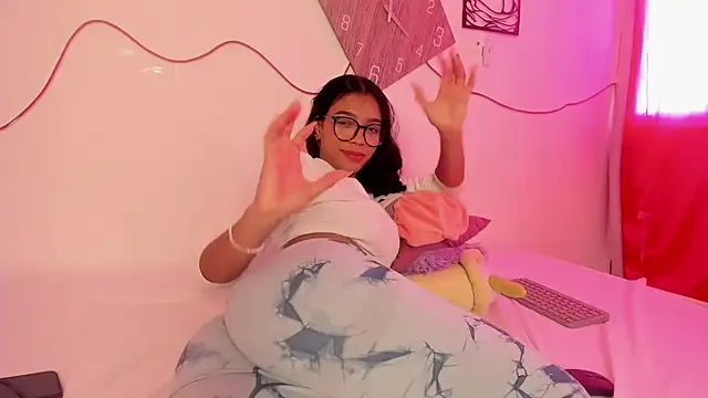 Snapshot of Valy_hot chatting on 17, 9, 2025 Valy hot online show from 17, 9, 2025