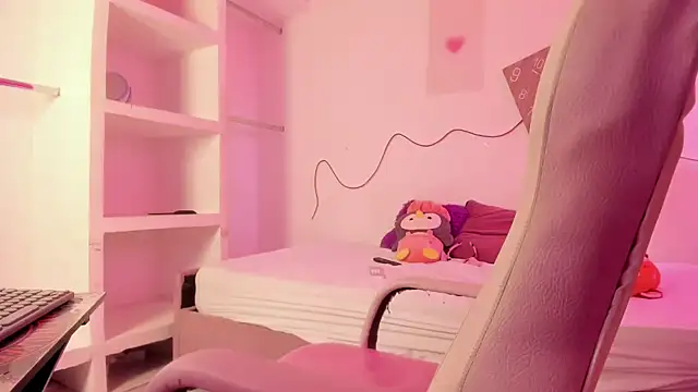 Snapshot of Valy_hot chatting on 17, 10, 2025 Valy hot online show from 17, 10, 2025