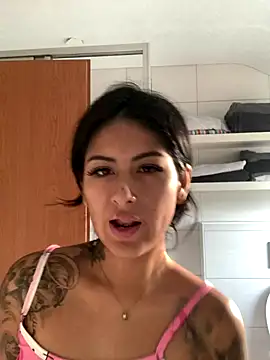 mrskarmaa online show from 14, 12, 2025